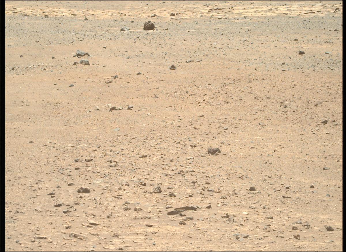 This image was taken by MCZ_RIGHT onboard NASA's Mars rover Perseverance on Sol 1660