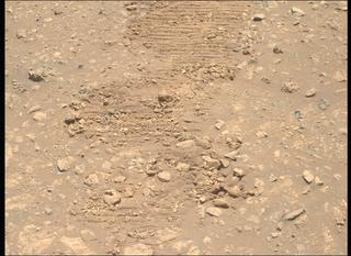 View image taken on Mars, Mars Perseverance Sol 1660: Right Mastcam-Z Camera