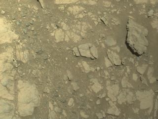 View image taken on Mars, Mars Perseverance Sol 1662: Right Navigation Camera (Navcam)