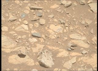 View image taken on Mars, Mars Perseverance Sol 1662: Right Mastcam-Z Camera