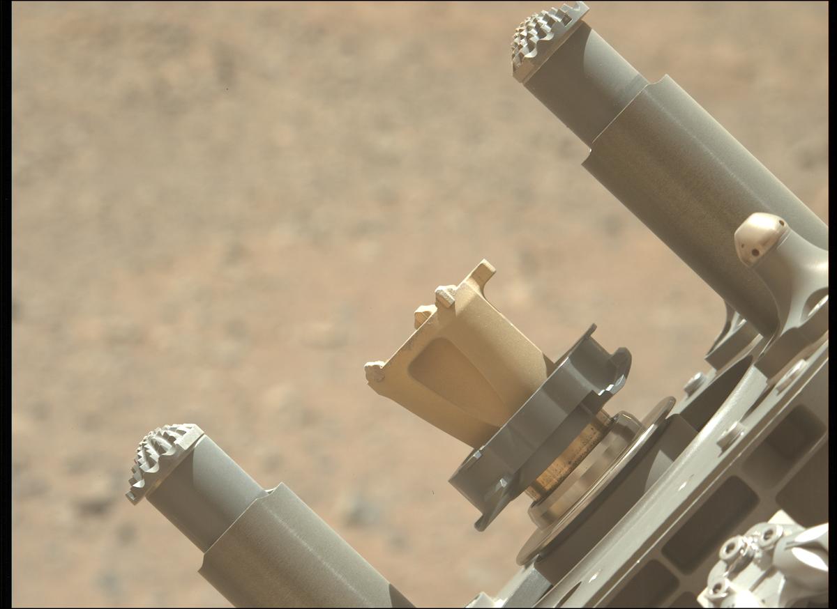 This image was taken by MCZ_LEFT onboard NASA's Mars rover Perseverance on Sol 1663