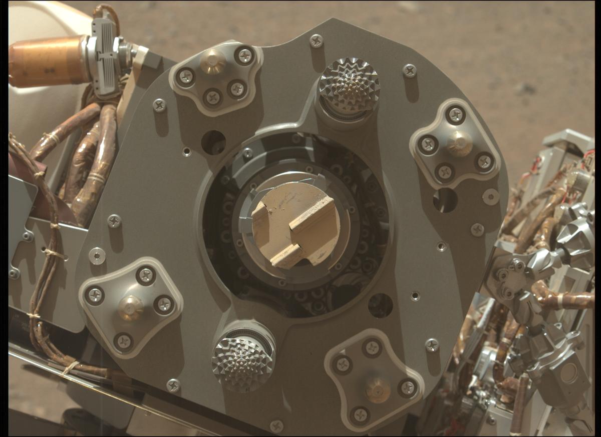 This image was taken by MCZ_LEFT onboard NASA's Mars rover Perseverance on Sol 1663