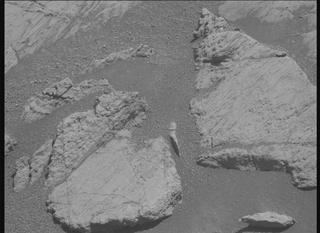 View image taken on Mars, Mars Perseverance Sol 1663: Right Mastcam-Z Camera