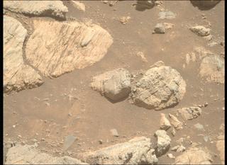 View image taken on Mars, Mars Perseverance Sol 1663: Right Mastcam-Z Camera