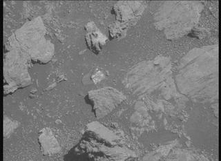 View image taken on Mars, Mars Perseverance Sol 1663: Right Mastcam-Z Camera