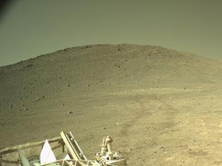 View image taken on Mars, Mars Perseverance Sol 1669: Right Navigation Camera (Navcam)