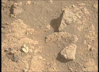 View image taken on Mars, Mars Perseverance Sol 1669: Left Mastcam-Z Camera