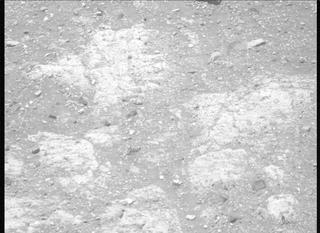 View image taken on Mars, Mars Perseverance Sol 1669: Right Mastcam-Z Camera