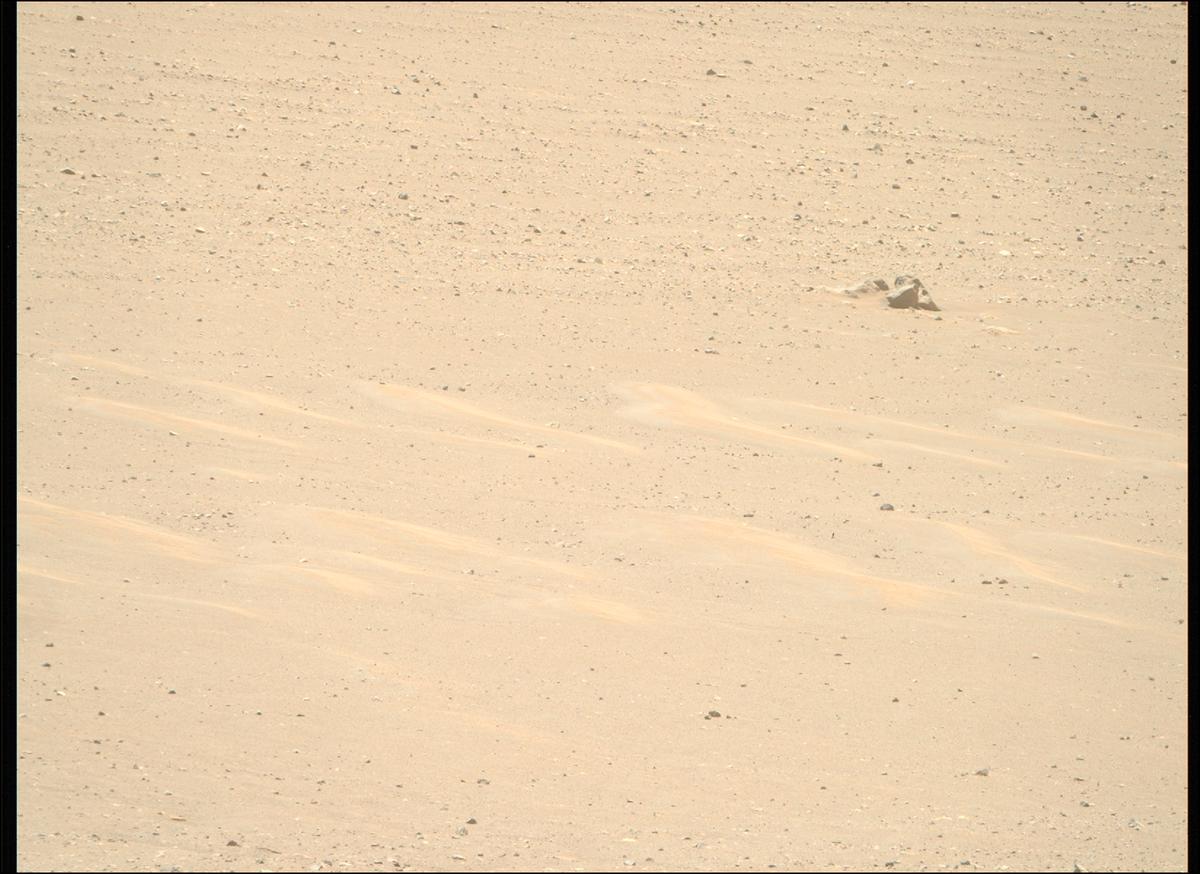 This image was taken by MCZ_RIGHT onboard NASA's Mars rover Perseverance on Sol 1670