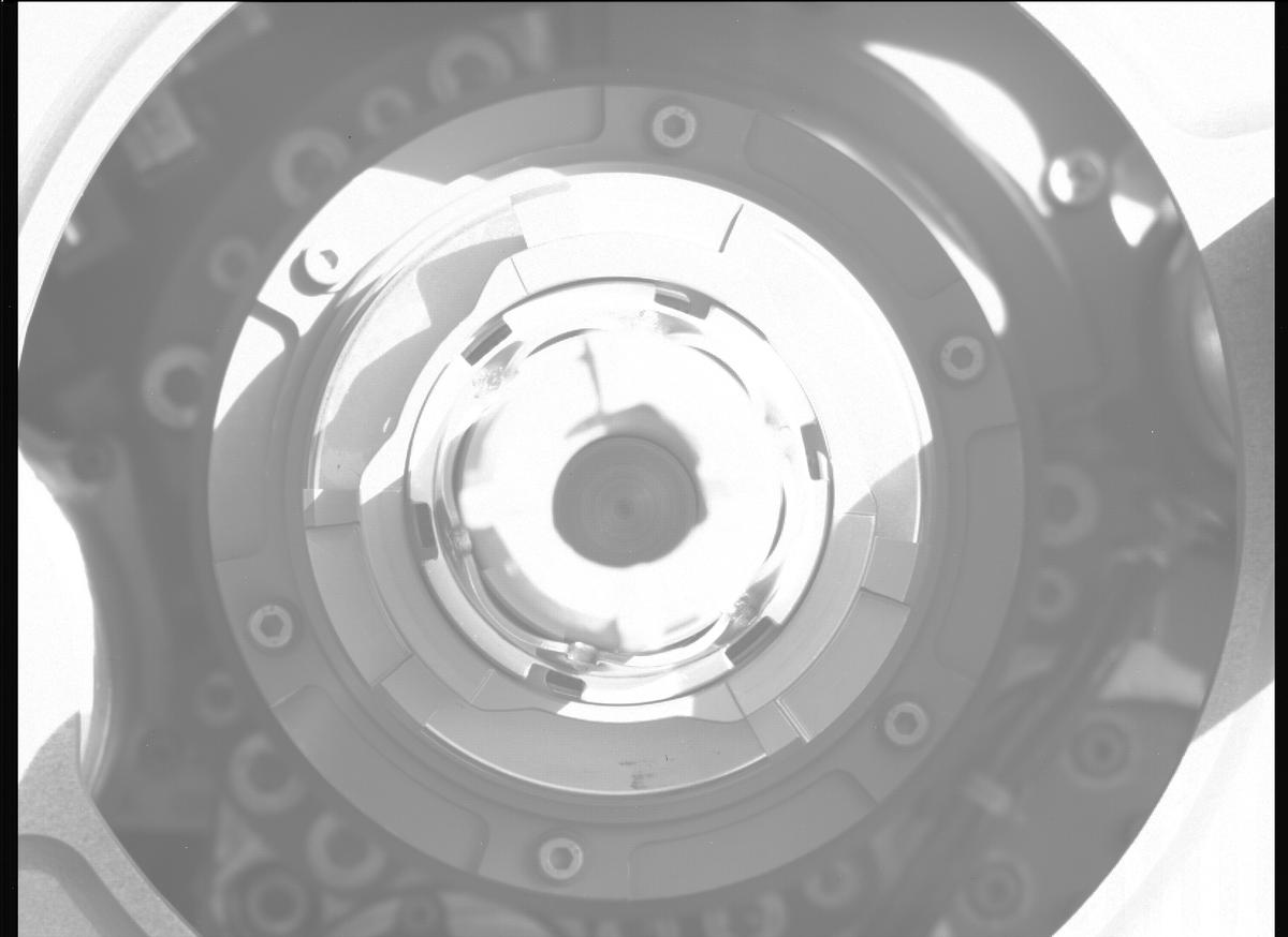 This image was taken by MCZ_LEFT onboard NASA's Mars rover Perseverance on Sol 1671