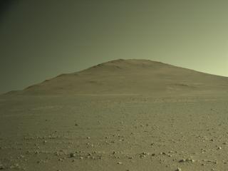 View image taken on Mars, Mars Perseverance Sol 1674: Right Navigation Camera (Navcam)