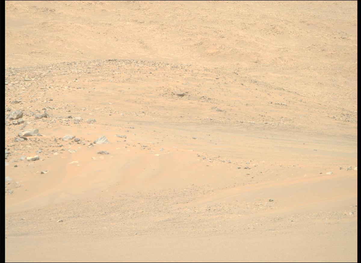 This image was taken by MCZ_RIGHT onboard NASA's Mars rover Perseverance on Sol 1675