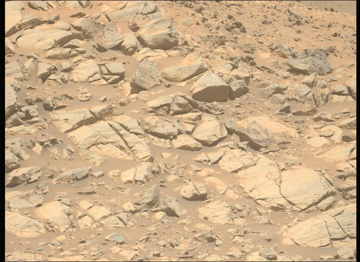 This image was taken by MCZ_LEFT onboard NASA's Mars rover Perseverance on Sol 1678