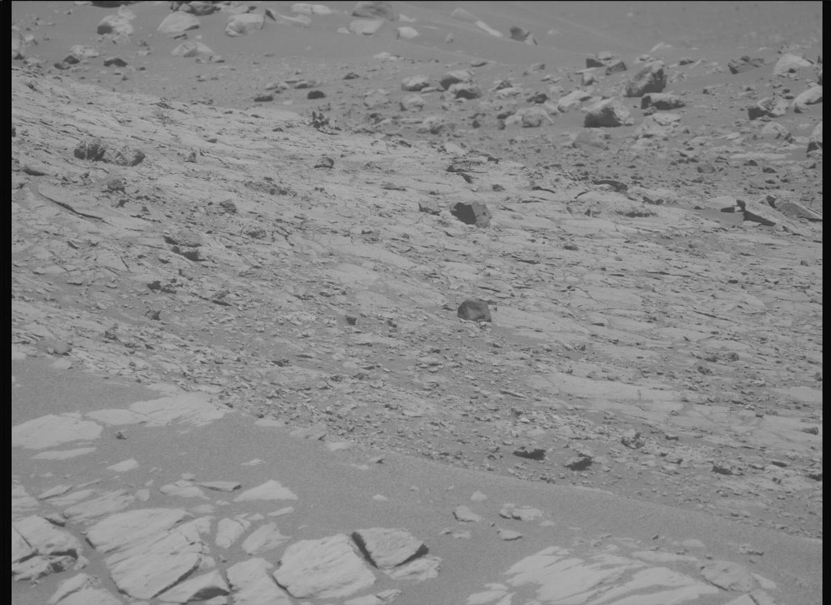 This image was taken by MCZ_LEFT onboard NASA's Mars rover Perseverance on Sol 1678