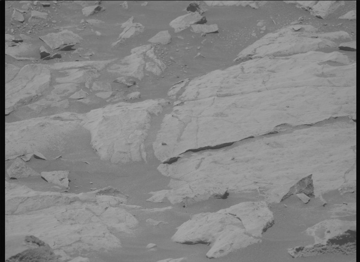 This image was taken by MCZ_LEFT onboard NASA's Mars rover Perseverance on Sol 1678