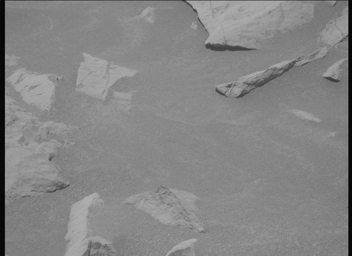 This image was taken by MCZ_LEFT onboard NASA's Mars rover Perseverance on Sol 1678