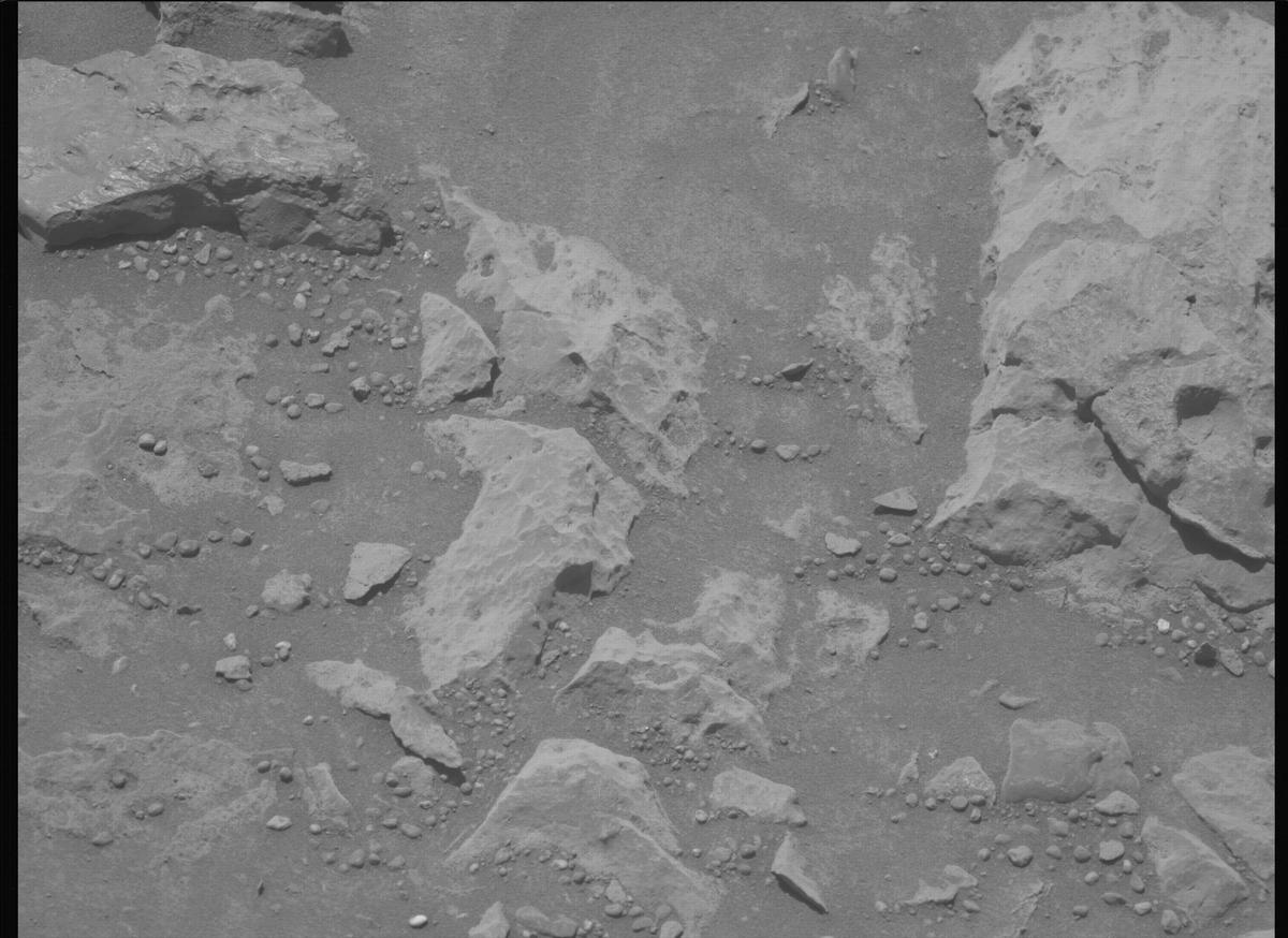 This image was taken by MCZ_LEFT onboard NASA's Mars rover Perseverance on Sol 1678