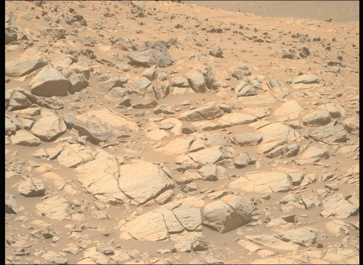 This image was taken by MCZ_RIGHT onboard NASA's Mars rover Perseverance on Sol 1678