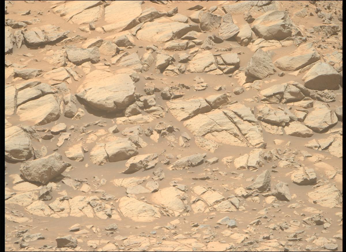 This image was taken by MCZ_RIGHT onboard NASA's Mars rover Perseverance on Sol 1678