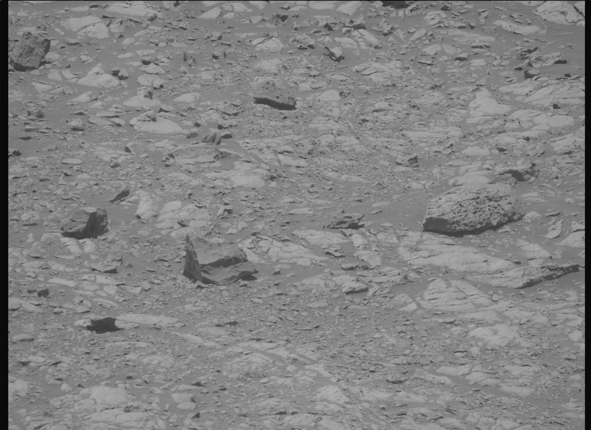This image was taken by MCZ_RIGHT onboard NASA's Mars rover Perseverance on Sol 1678
