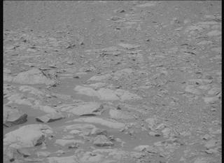 View image taken on Mars, Mars Perseverance Sol 1678: Right Mastcam-Z Camera