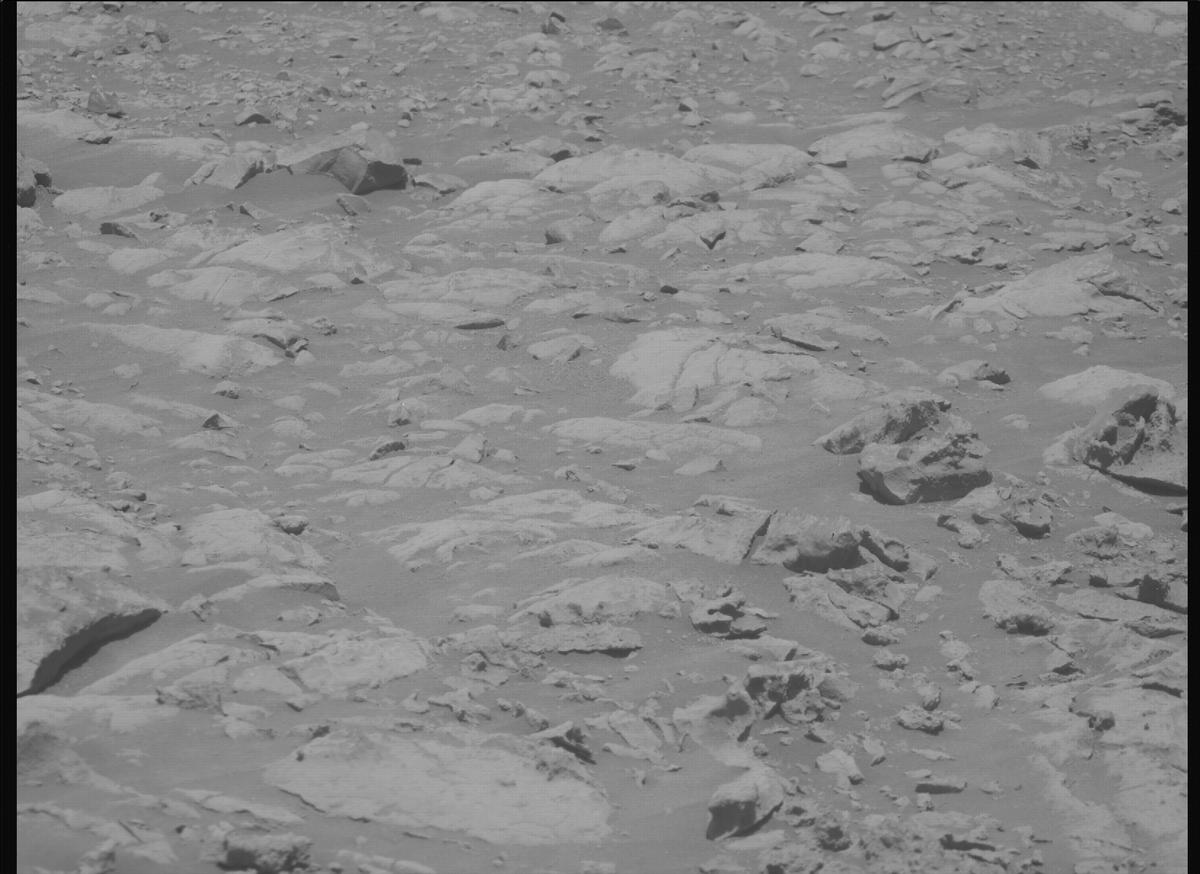 This image was taken by MCZ_RIGHT onboard NASA's Mars rover Perseverance on Sol 1678