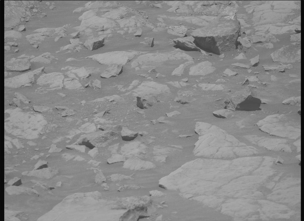 This image was taken by MCZ_RIGHT onboard NASA's Mars rover Perseverance on Sol 1678