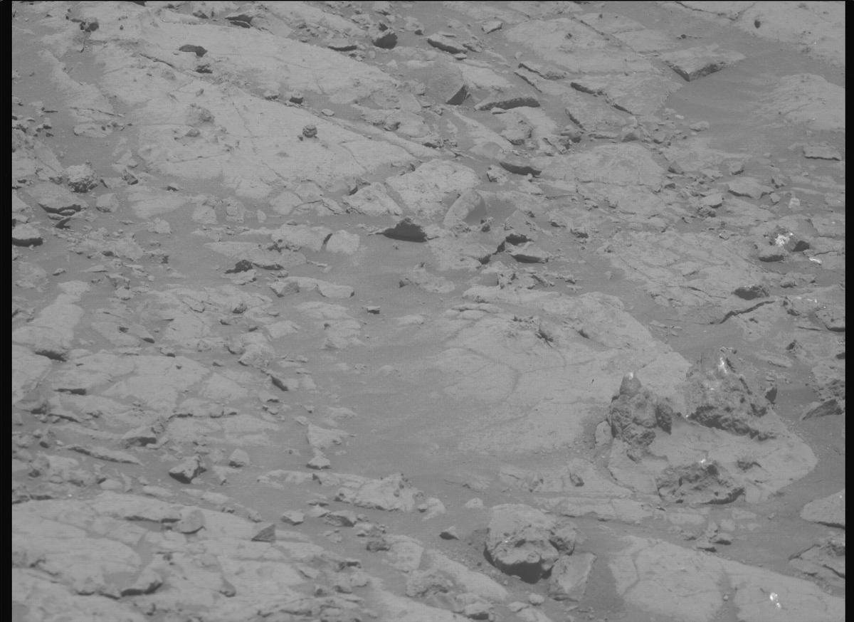 This image was taken by MCZ_RIGHT onboard NASA's Mars rover Perseverance on Sol 1678
