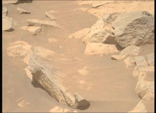 View image taken on Mars, Mars Perseverance Sol 1678: Right Mastcam-Z Camera