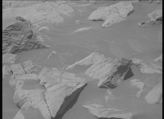 View image taken on Mars, Mars Perseverance Sol 1678: Right Mastcam-Z Camera