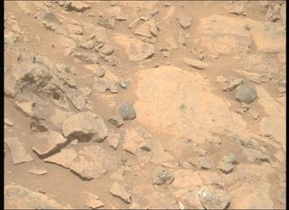 View image taken on Mars, Mars Perseverance Sol 1678: Right Mastcam-Z Camera