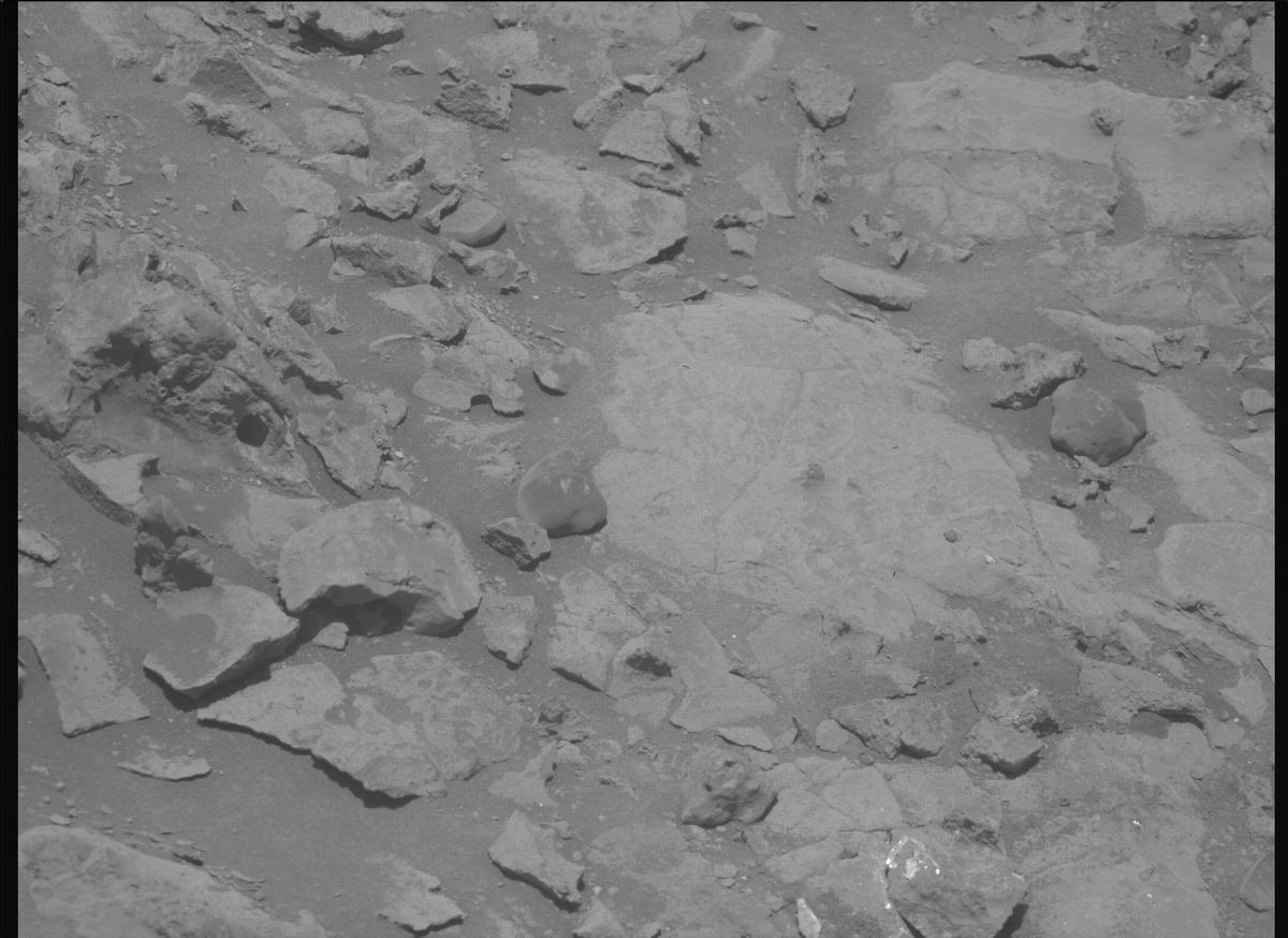 This image was taken by MCZ_RIGHT onboard NASA's Mars rover Perseverance on Sol 1678