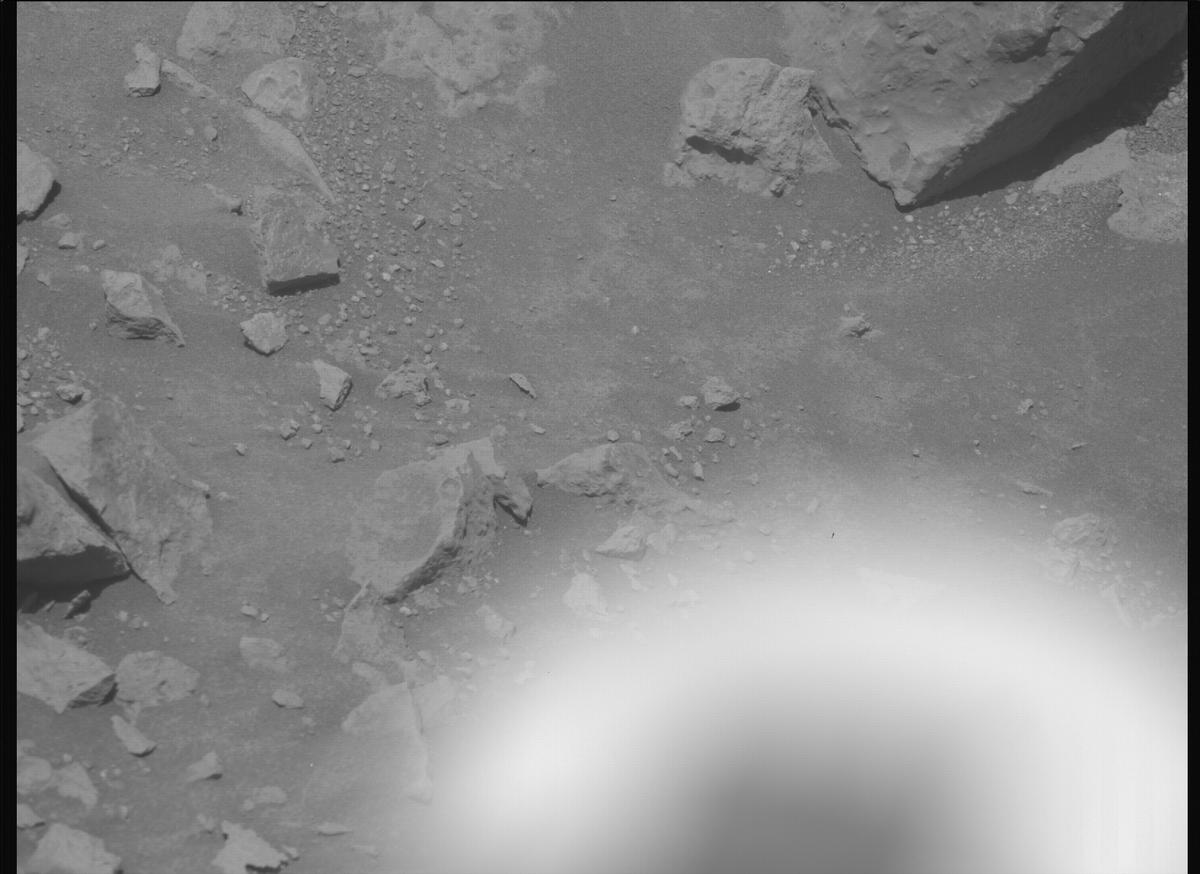 This image was taken by MCZ_RIGHT onboard NASA's Mars rover Perseverance on Sol 1678