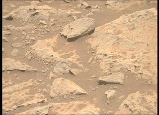 View image taken on Mars, Mars Perseverance Sol 1678: Right Mastcam-Z Camera