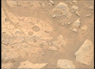 View image taken on Mars, Mars Perseverance Sol 1678: Right Mastcam-Z Camera