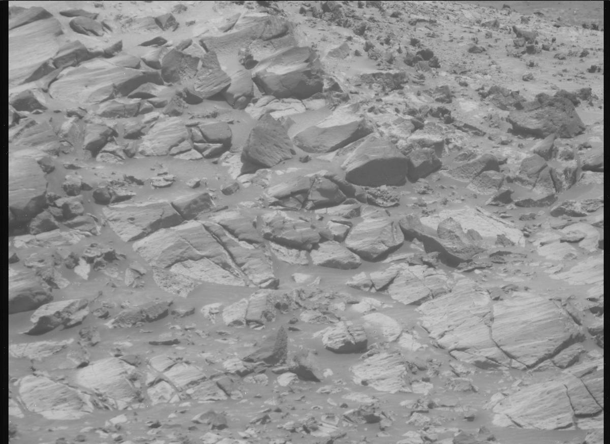 This image was taken by MCZ_RIGHT onboard NASA's Mars rover Perseverance on Sol 1678