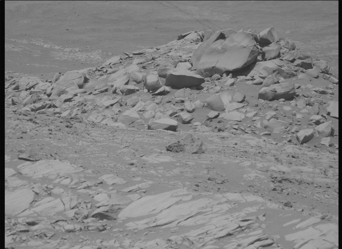 This image was taken by MCZ_LEFT onboard NASA's Mars rover Perseverance on Sol 1681