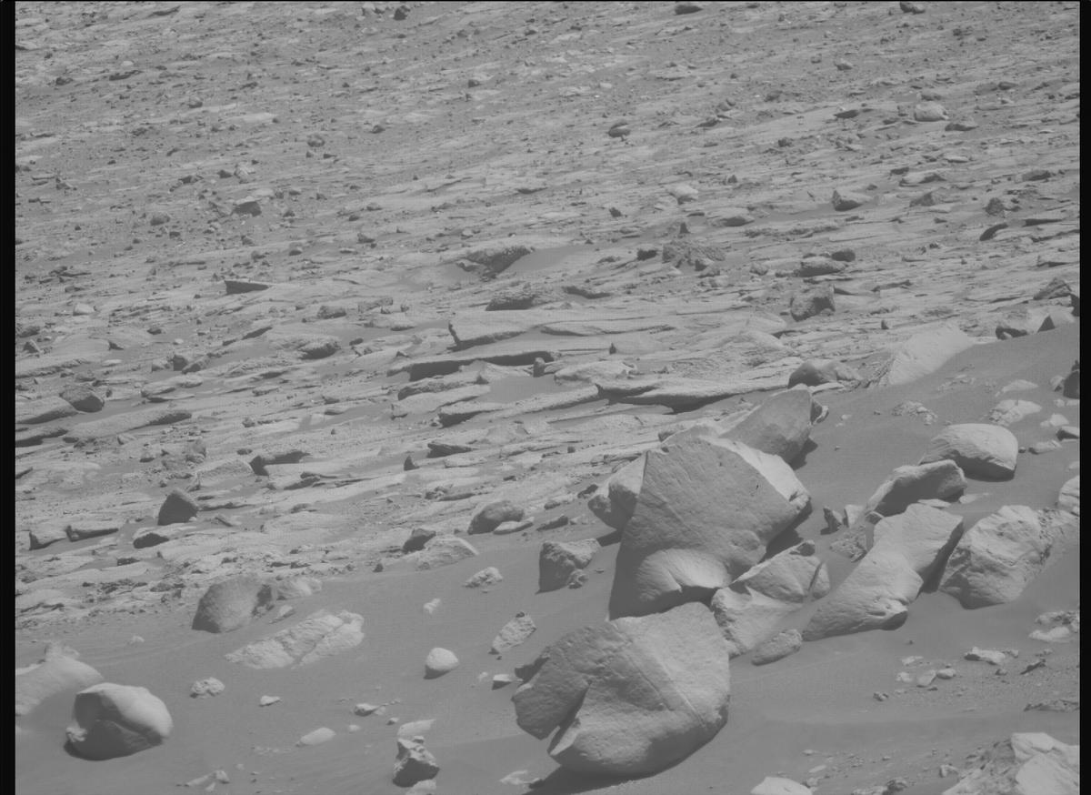 This image was taken by MCZ_RIGHT onboard NASA's Mars rover Perseverance on Sol 1681