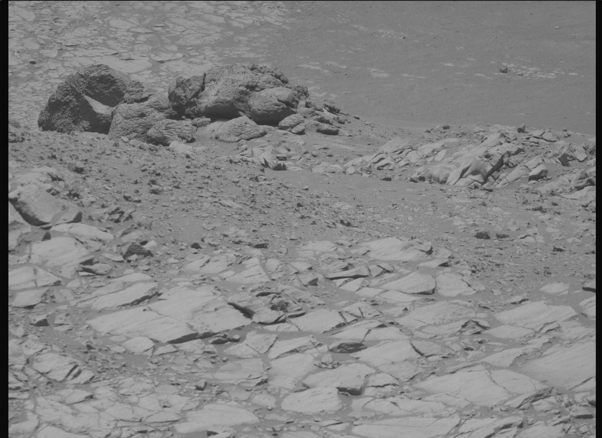 This image was taken by MCZ_RIGHT onboard NASA's Mars rover Perseverance on Sol 1681