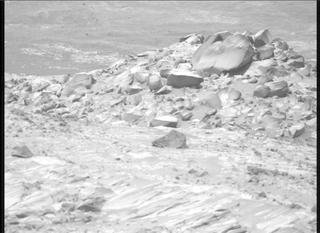 View image taken on Mars, Mars Perseverance Sol 1681: Right Mastcam-Z Camera