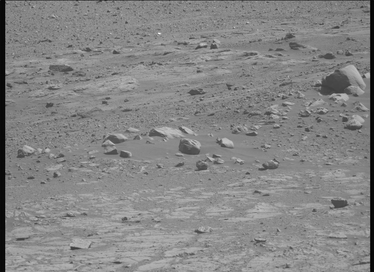 This image was taken by MCZ_LEFT onboard NASA's Mars rover Perseverance on Sol 1685