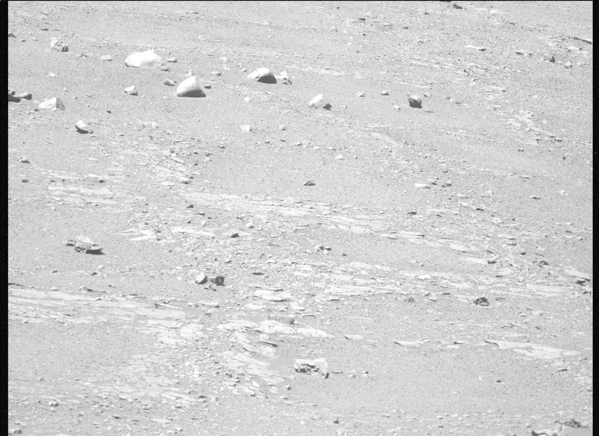This image was taken by MCZ_LEFT onboard NASA's Mars rover Perseverance on Sol 1685