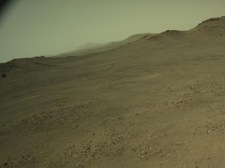 View image taken on Mars, Mars Perseverance Sol 1686: Right Navigation Camera (Navcam)