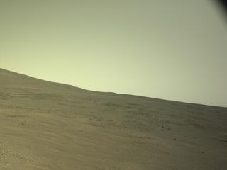 View image taken on Mars, Mars Perseverance Sol 1686: Right Navigation Camera (Navcam)