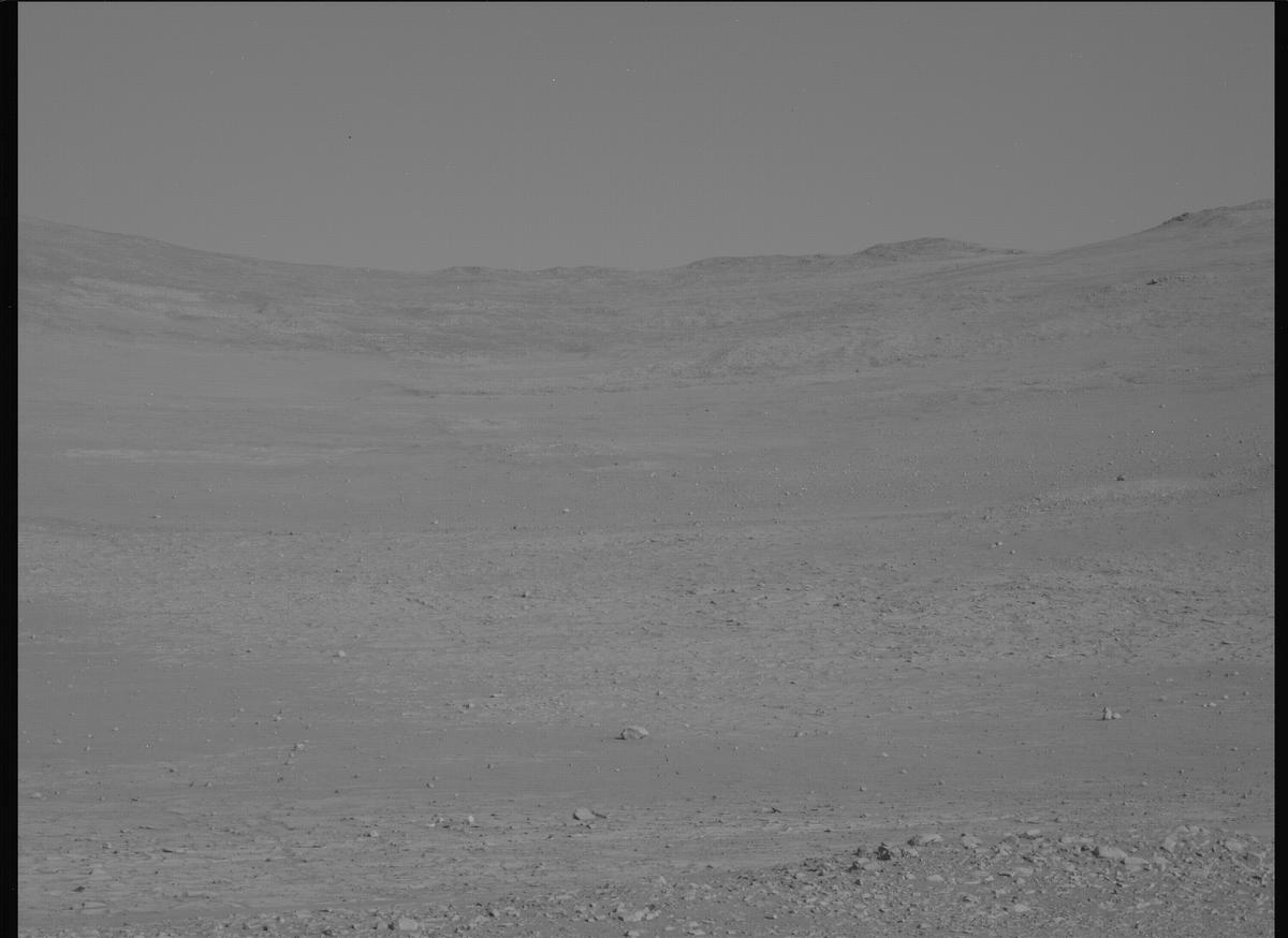 This image was taken by MCZ_LEFT onboard NASA's Mars rover Perseverance on Sol 1686