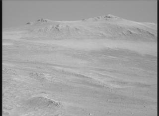 View image taken on Mars, Mars Perseverance Sol 1686: Right Mastcam-Z Camera