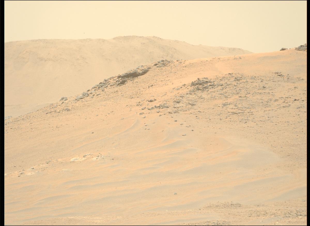 This image was taken by MCZ_LEFT onboard NASA's Mars rover Perseverance on Sol 1687