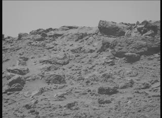 View image taken on Mars, Mars Perseverance Sol 1687: Right Mastcam-Z Camera