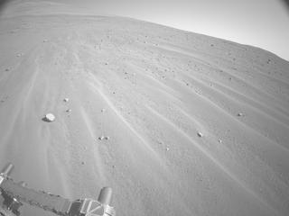 View image taken on Mars, Mars Perseverance Sol 1688: Right Navigation Camera (Navcam)