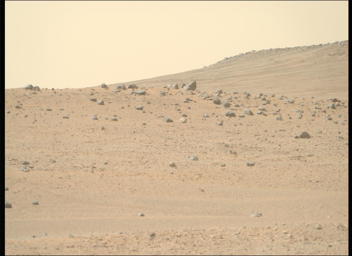 This image was taken by MCZ_RIGHT onboard NASA's Mars rover Perseverance on Sol 1688